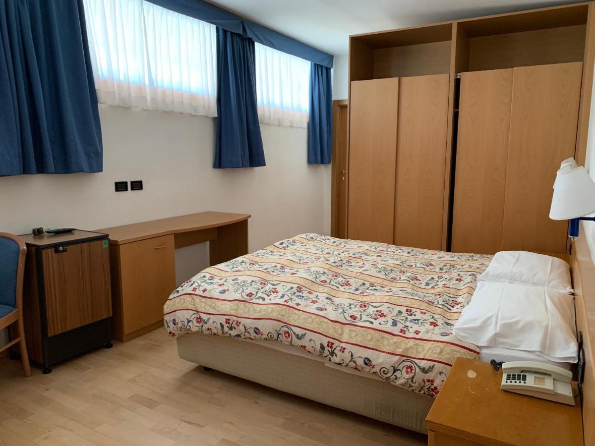 Hotel Garni Enrosadira Vigo di Fassa Zewnętrze zdjęcie