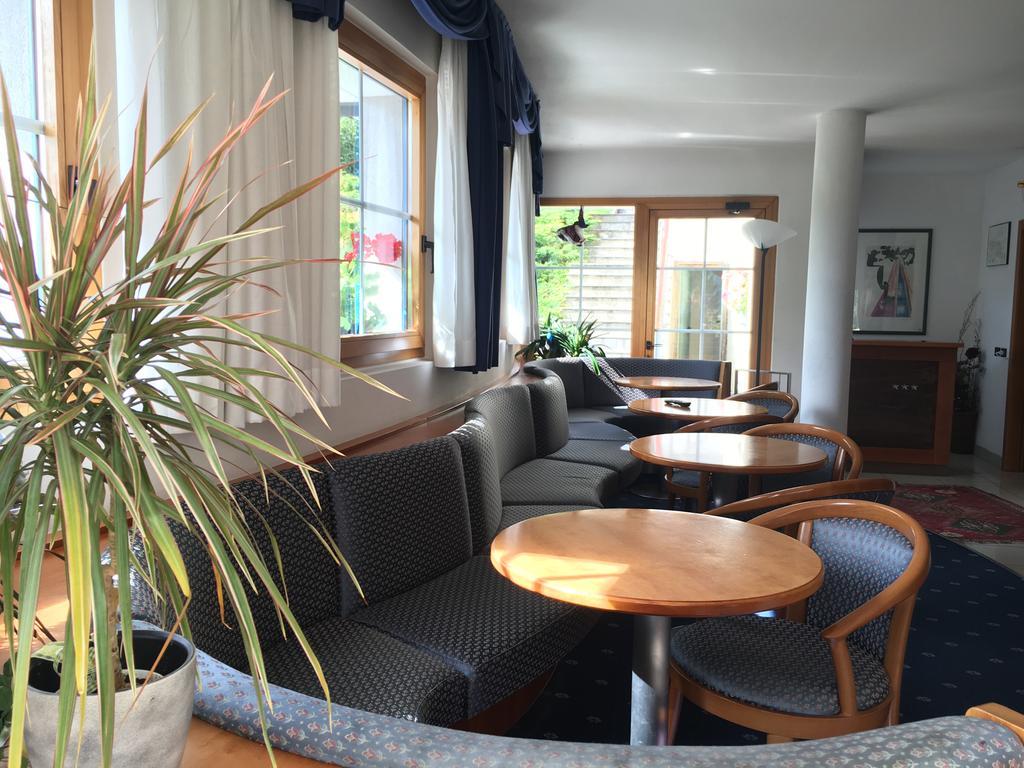 Hotel Garni Enrosadira Vigo di Fassa Zewnętrze zdjęcie