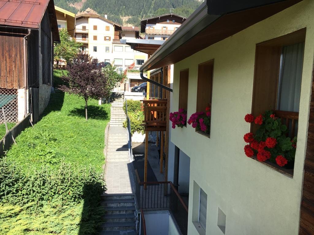Hotel Garni Enrosadira Vigo di Fassa Zewnętrze zdjęcie