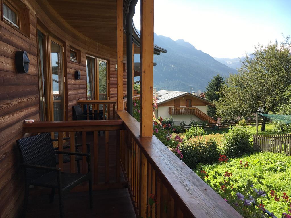 Hotel Garni Enrosadira Vigo di Fassa Zewnętrze zdjęcie